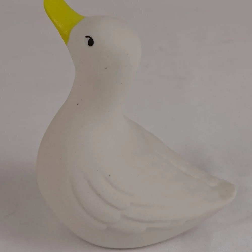 Highbank Porcelain Medium White Duck Figurine #S008 Lochgilphead Scotland